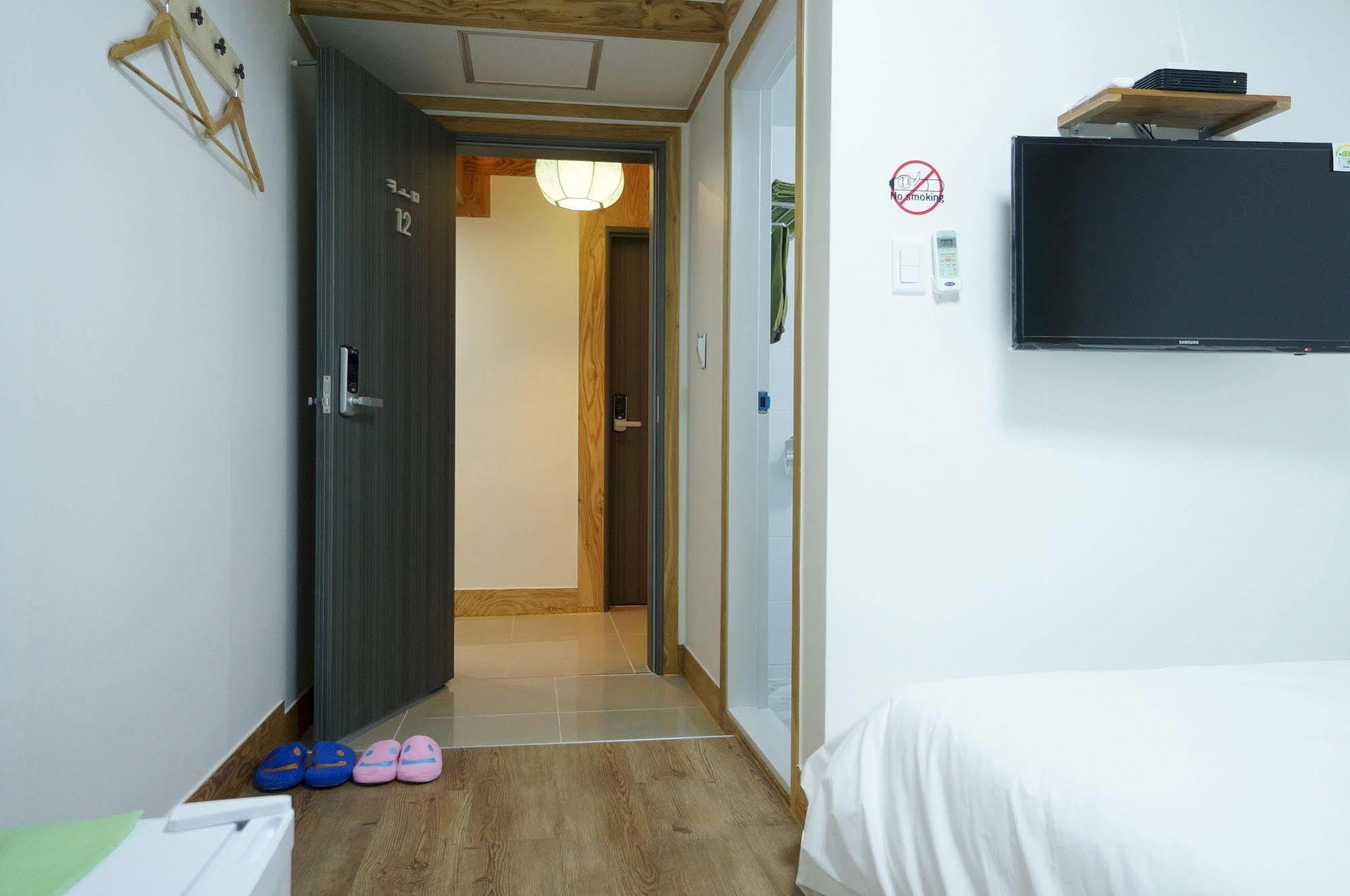 Mini Hotel Dalkom In Dongdaemun Seul Exterior foto
