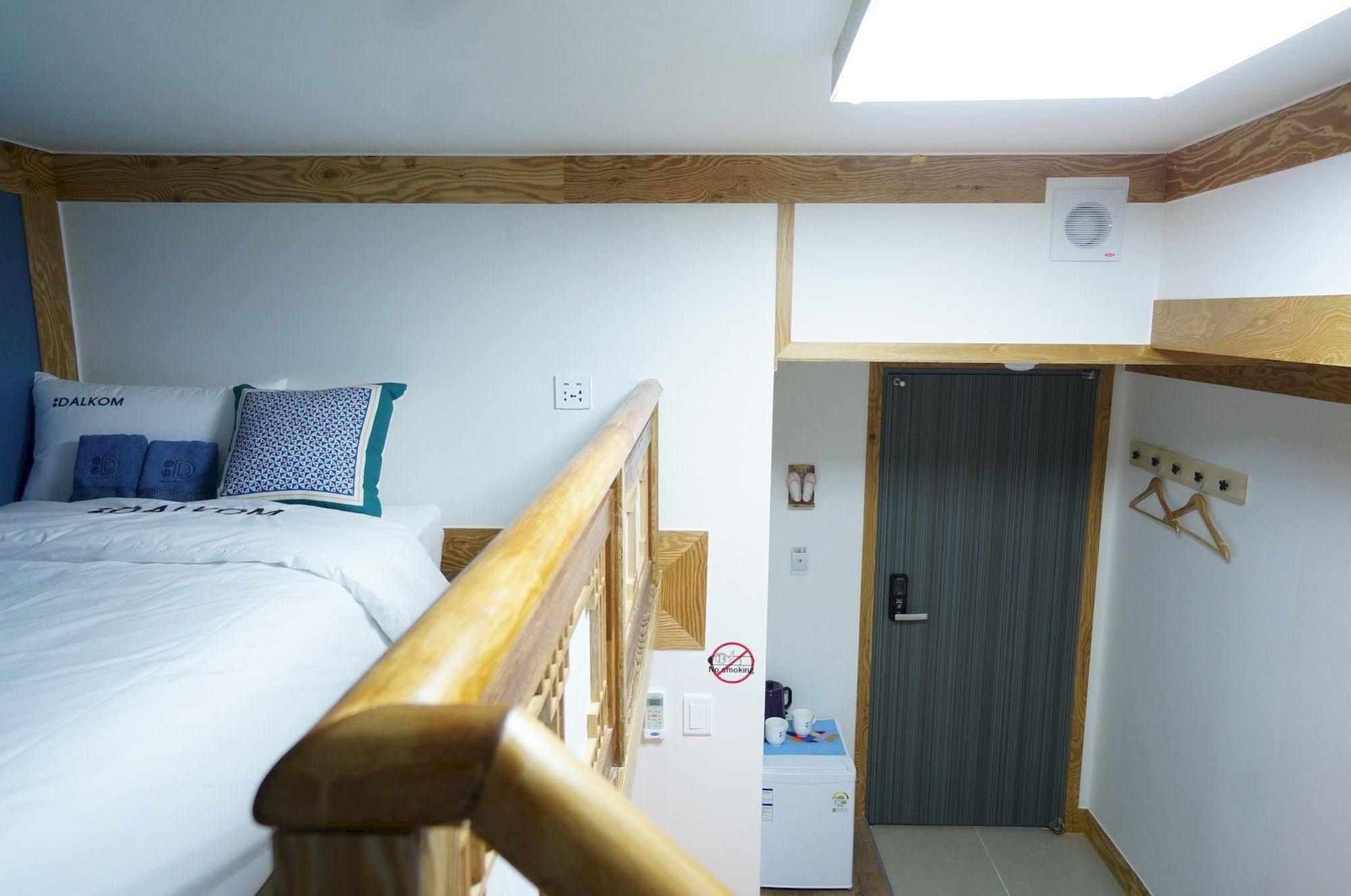 Mini Hotel Dalkom In Dongdaemun Seul Exterior foto